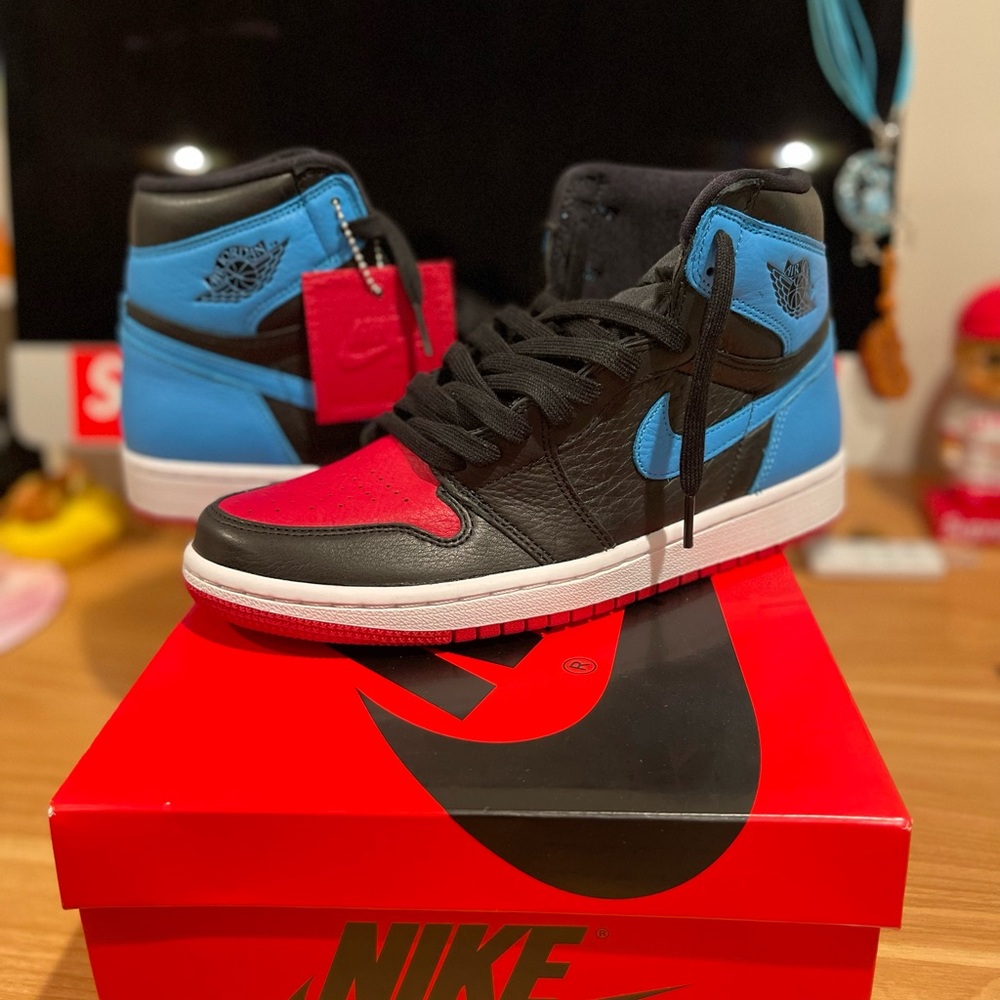 Jordan 1 NC to CHI size Women’s 9
